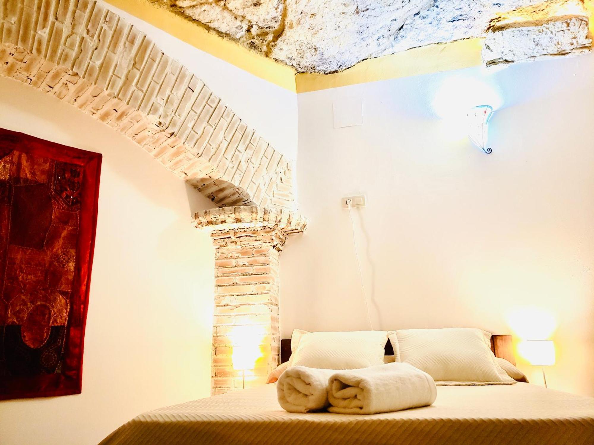 Casa Rural Cueva El Nido Casas de Fernando Alonso Bagian luar foto
